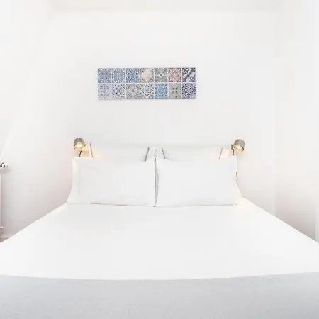 Apartment Whome | Luxury Chiado Prime Lisbon
