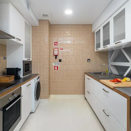 Daire Prime Aparts - Chiado Lisboa